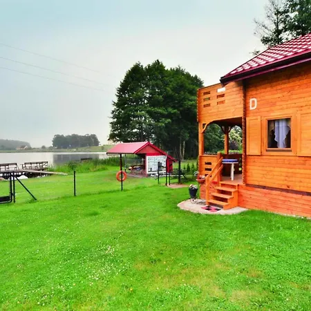 Mobilehome By A Lake, Ostrowiec Slawienski 別荘 Kosierzewo